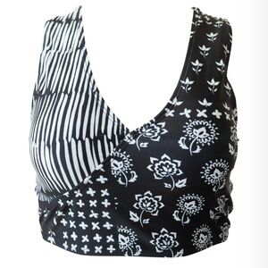 Oasis Switch V Crop Bathing Suit Top Only Size Medium